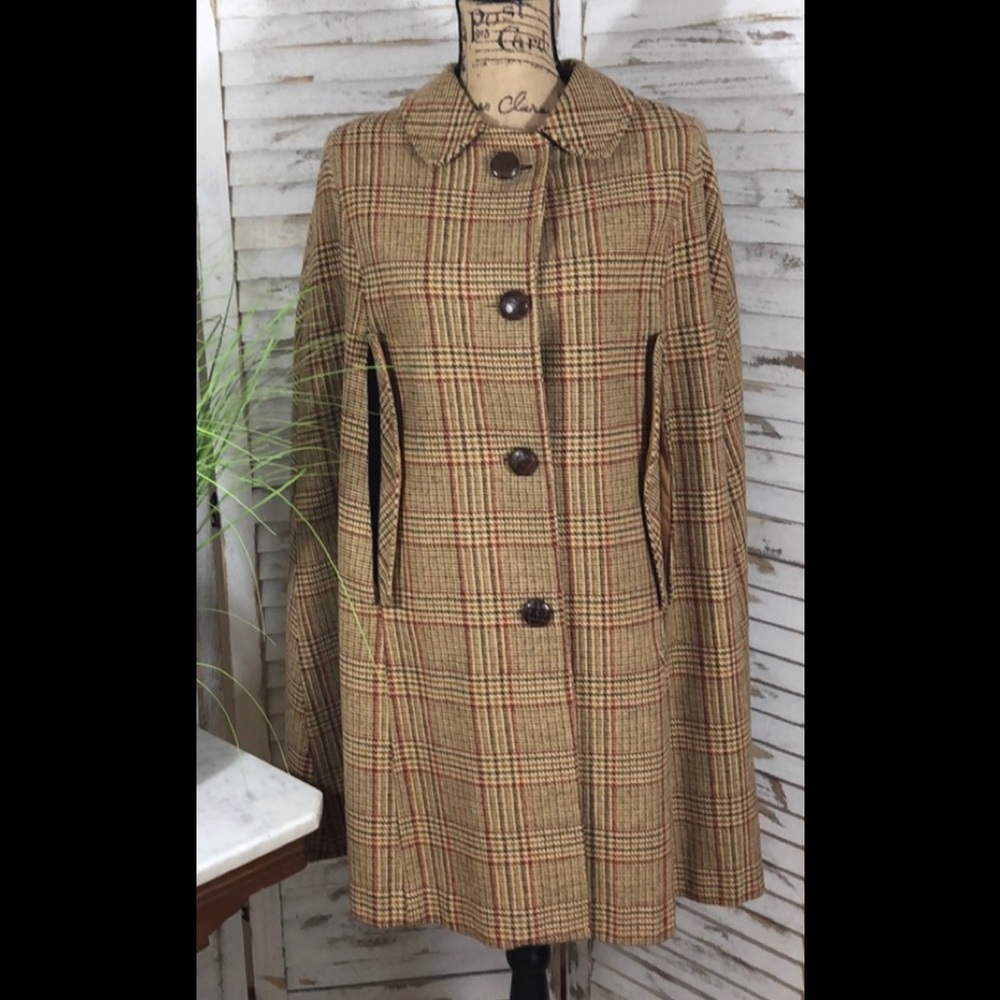 Queen Of The Capes Country Place